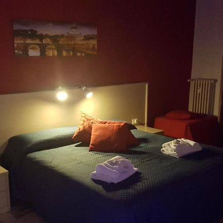 Отель Domus Roma Экстерьер фото